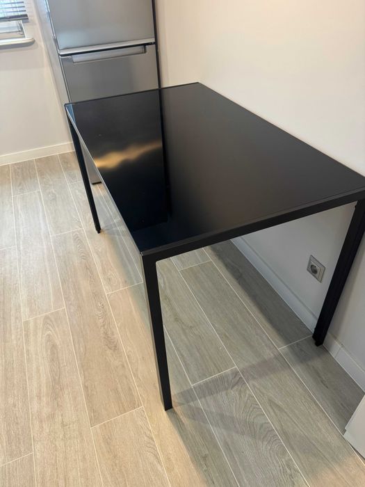 Nowoczesny Stół Industrialny Czarne Szkło Hartowane Metal Stan Idealny