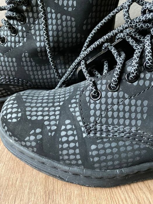 Оригінал Dr.Martens Newton Reflective, розмір 37, нубук