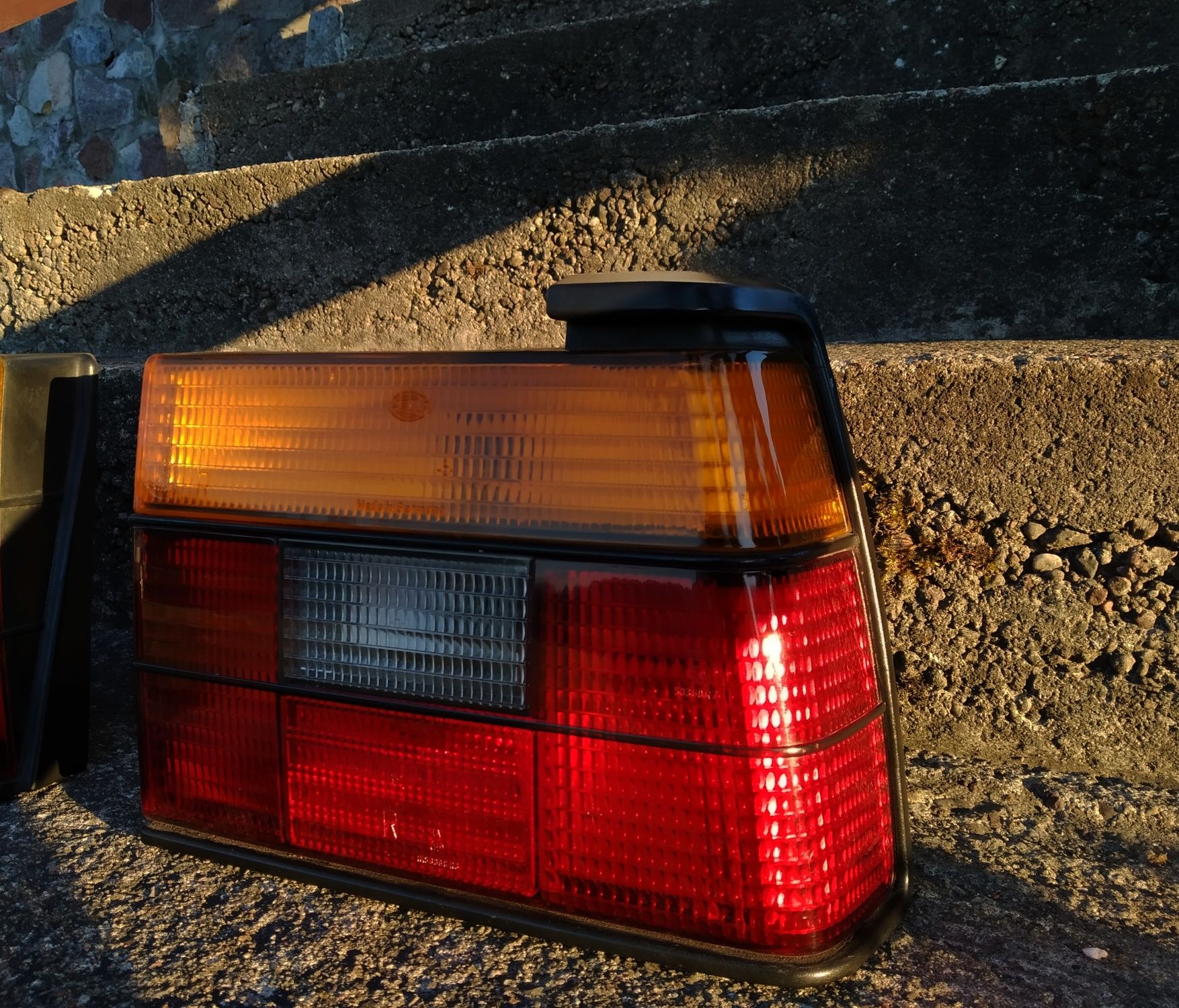 Lampy tylnie tył hella Jetta 2 a2 mk2