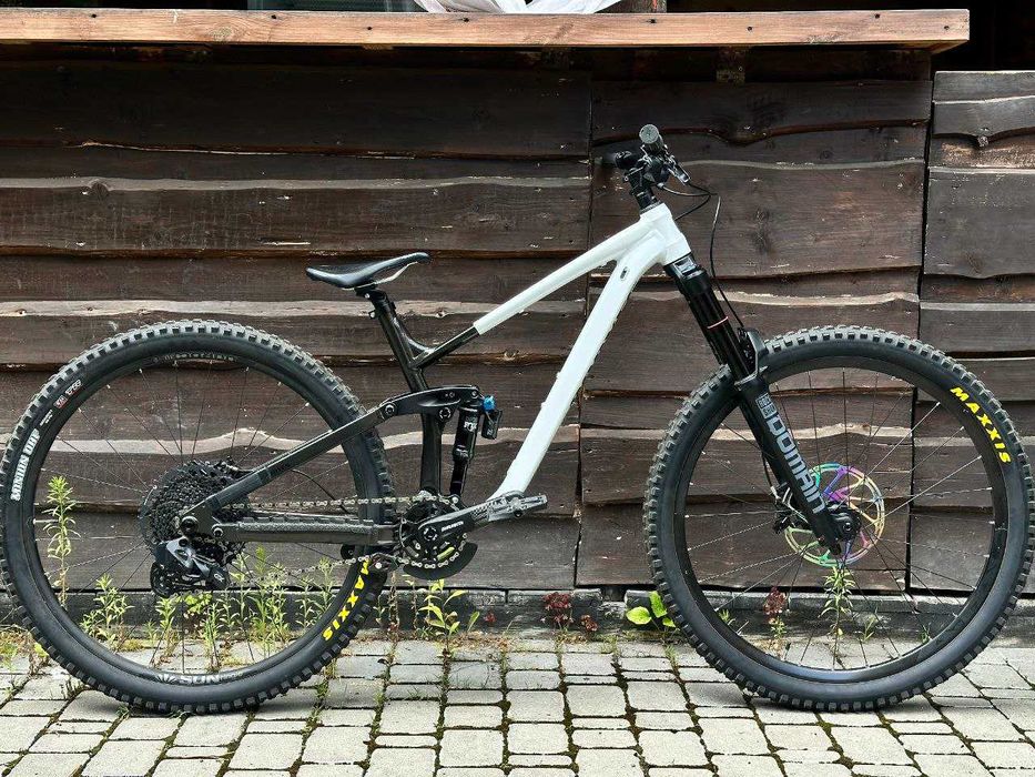 Кастомний двопідвіс