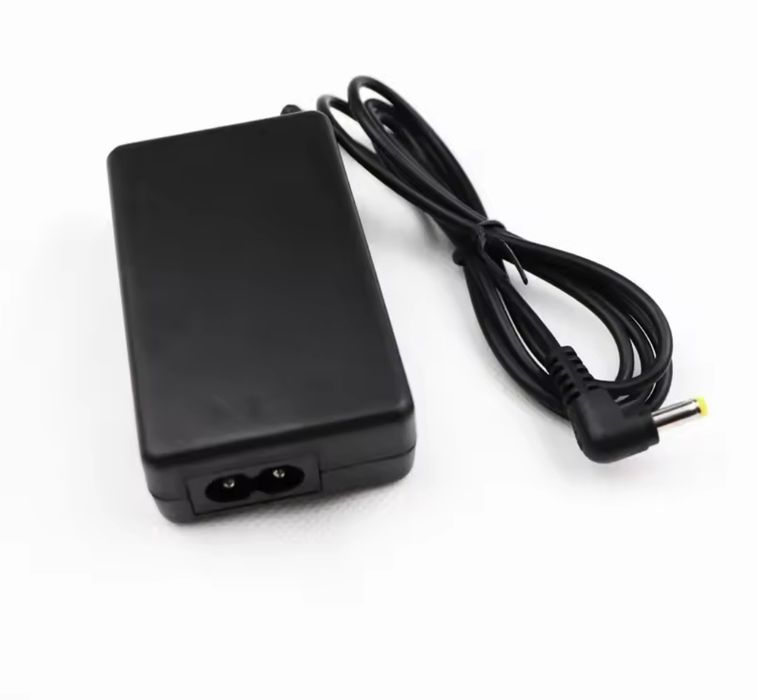 Zasilacz Ładowarka PSP Nowa 1004/ 2004 / 3004