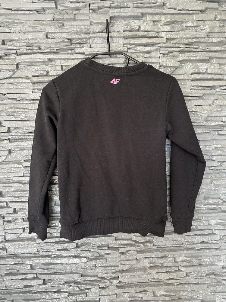 Czarna bluza dziewczęca 4F 146