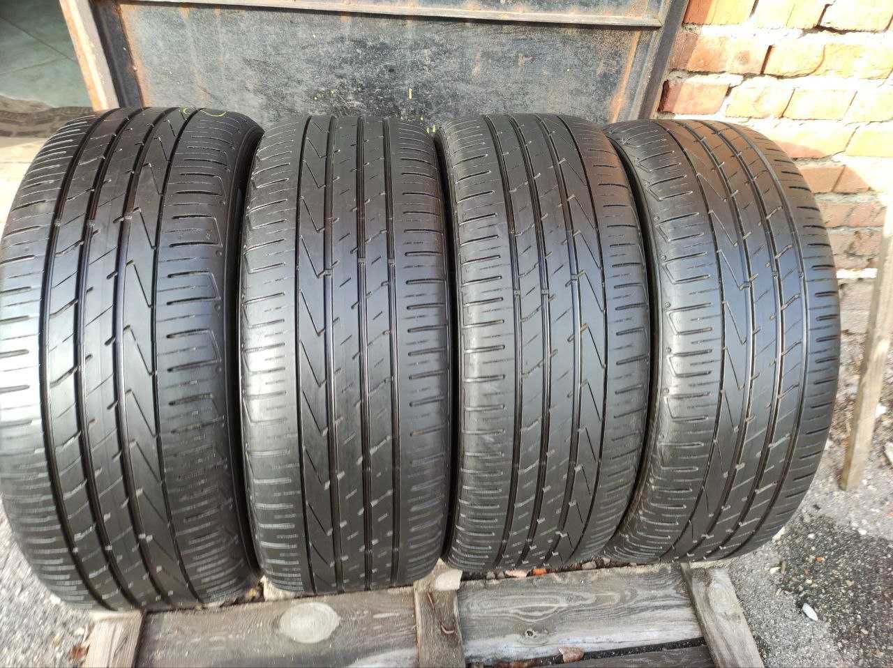 Hankook Ventus S1 evo2 SUV 235/50r19 4шт, 17год, 5-5,7мм, ЛЕТО