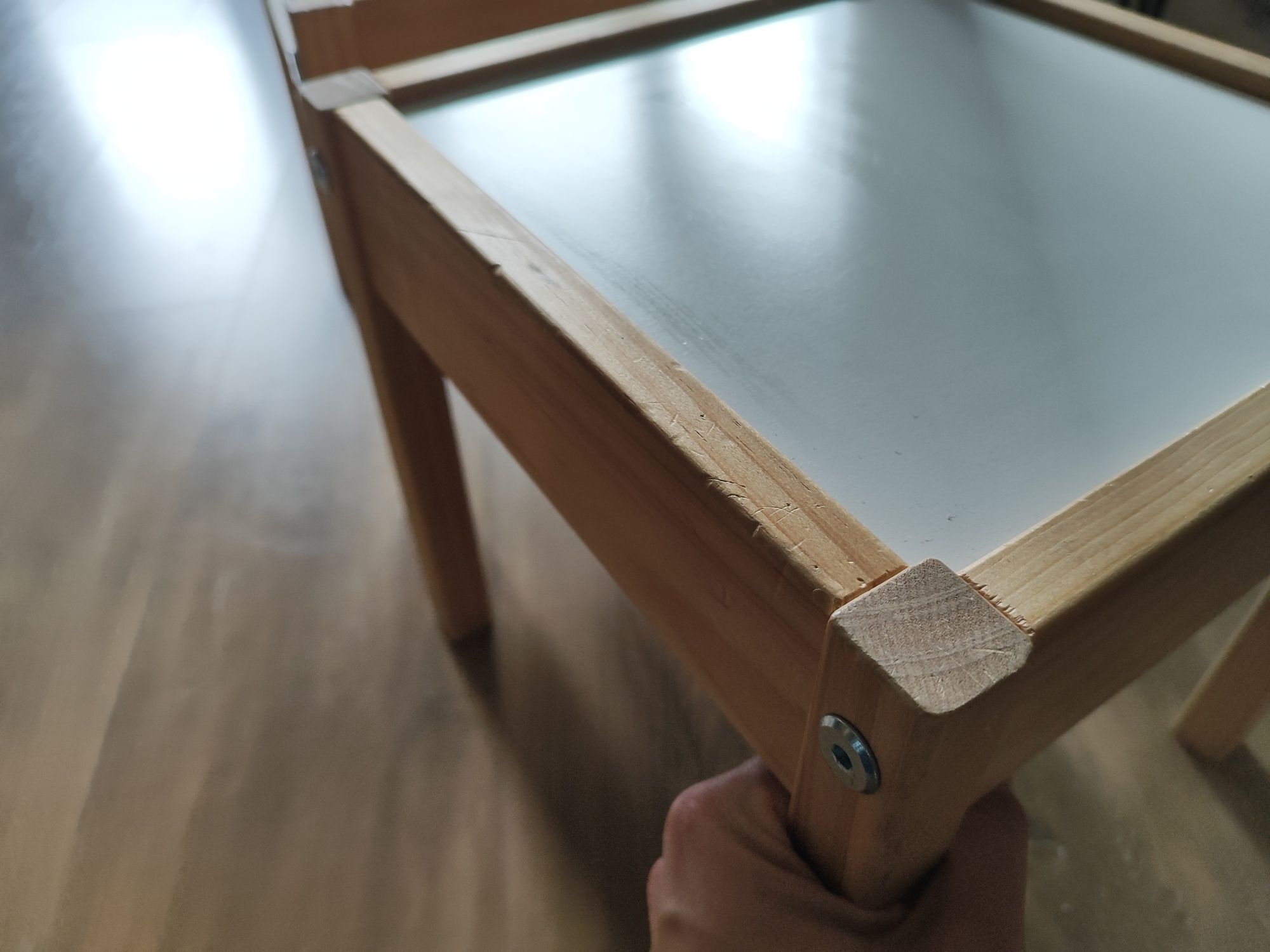 Stolik i krzesła dziecięce Ikea