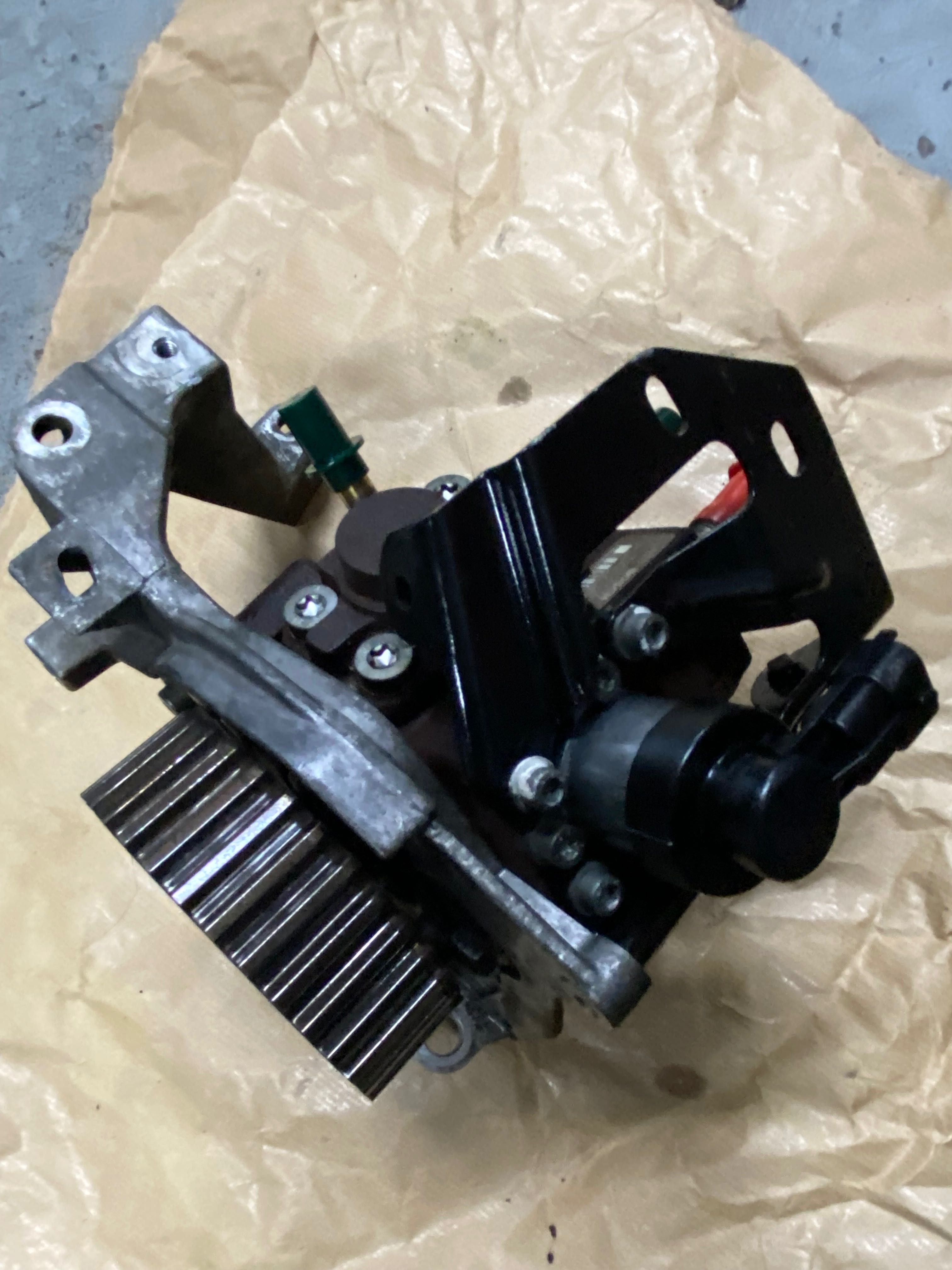 Bomba injectora 1.6hdi