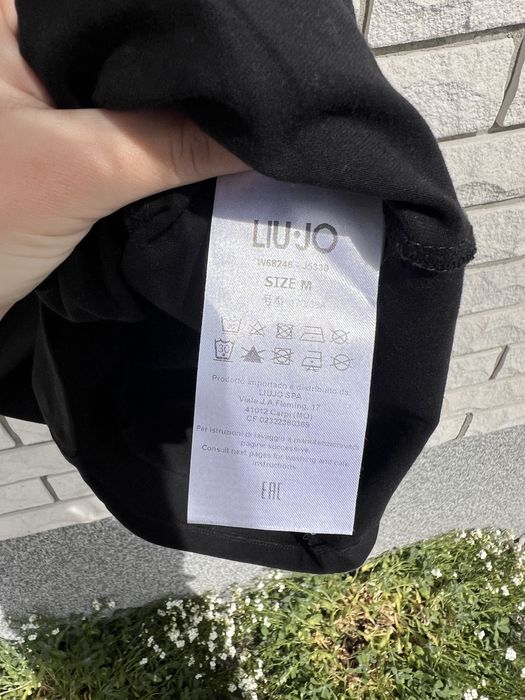 Czarna sukienka z długim rękawem i wycięciami,  Liu•Jo Milano rozm. M