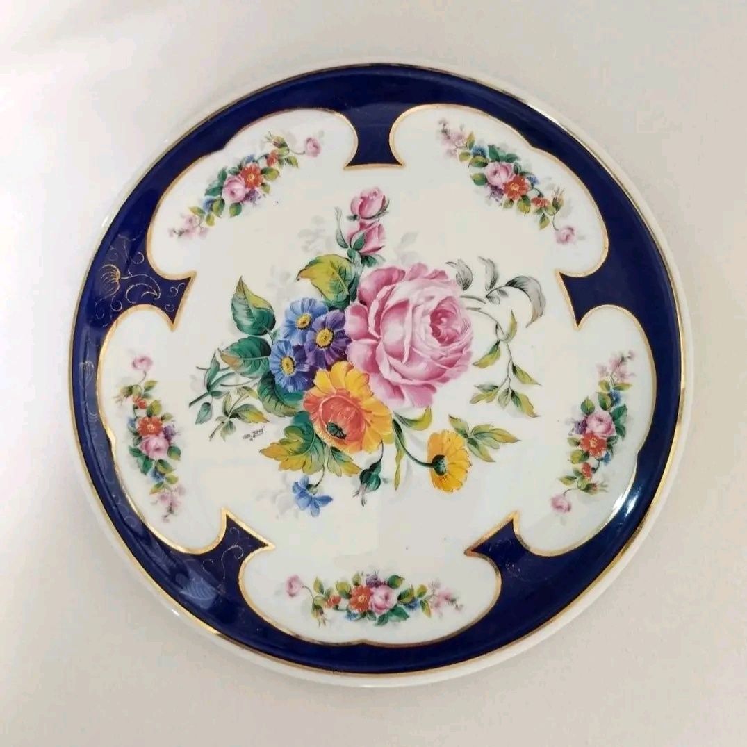 Prato Decorativo em Porcelana com Motivos Florais