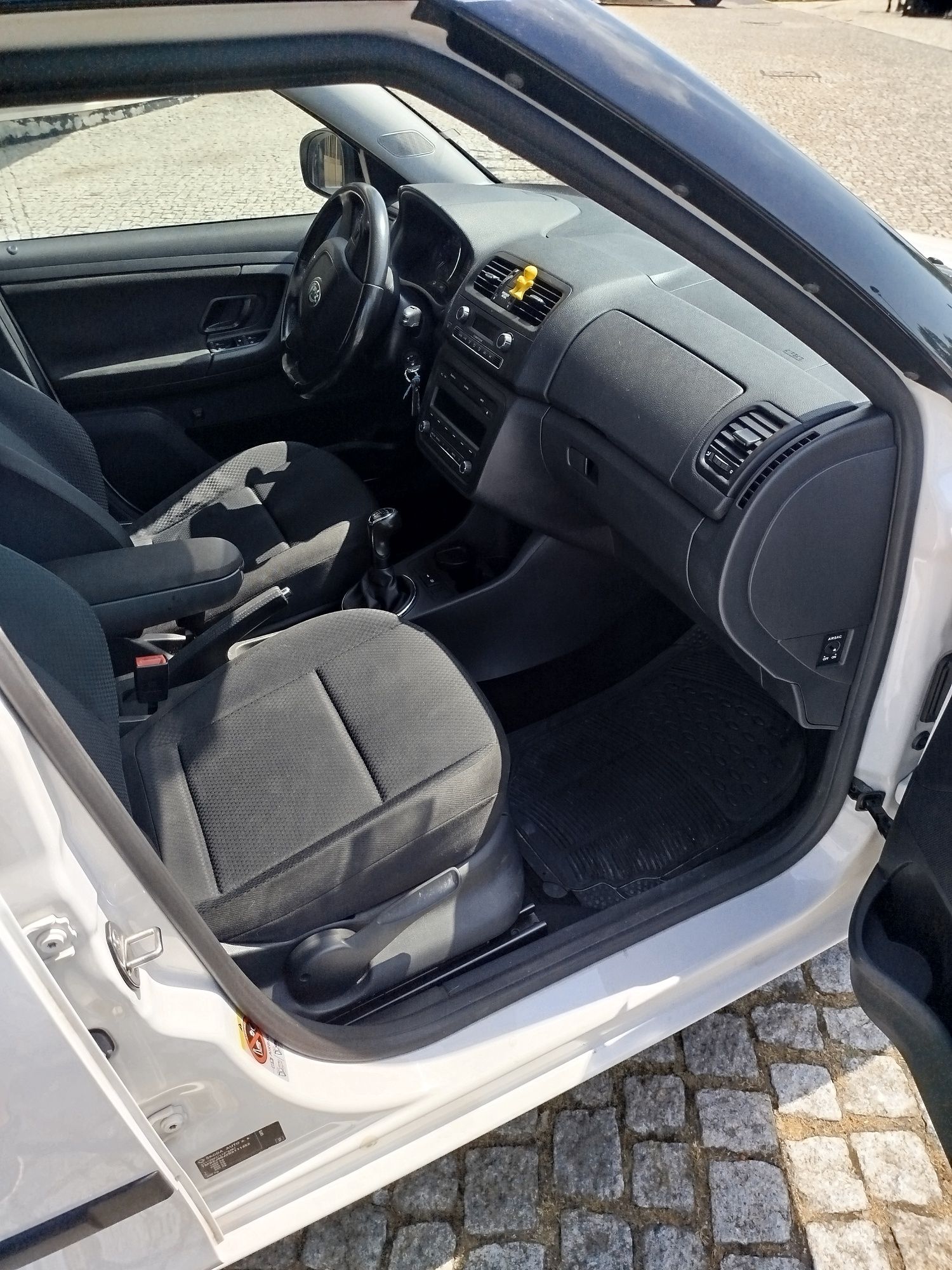 Oportunidade! Skoda Fabia 1.6TDI (90cv) - 58.000 km - Excelente estado
