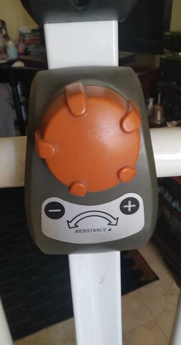 Elíptica Reebok profissional