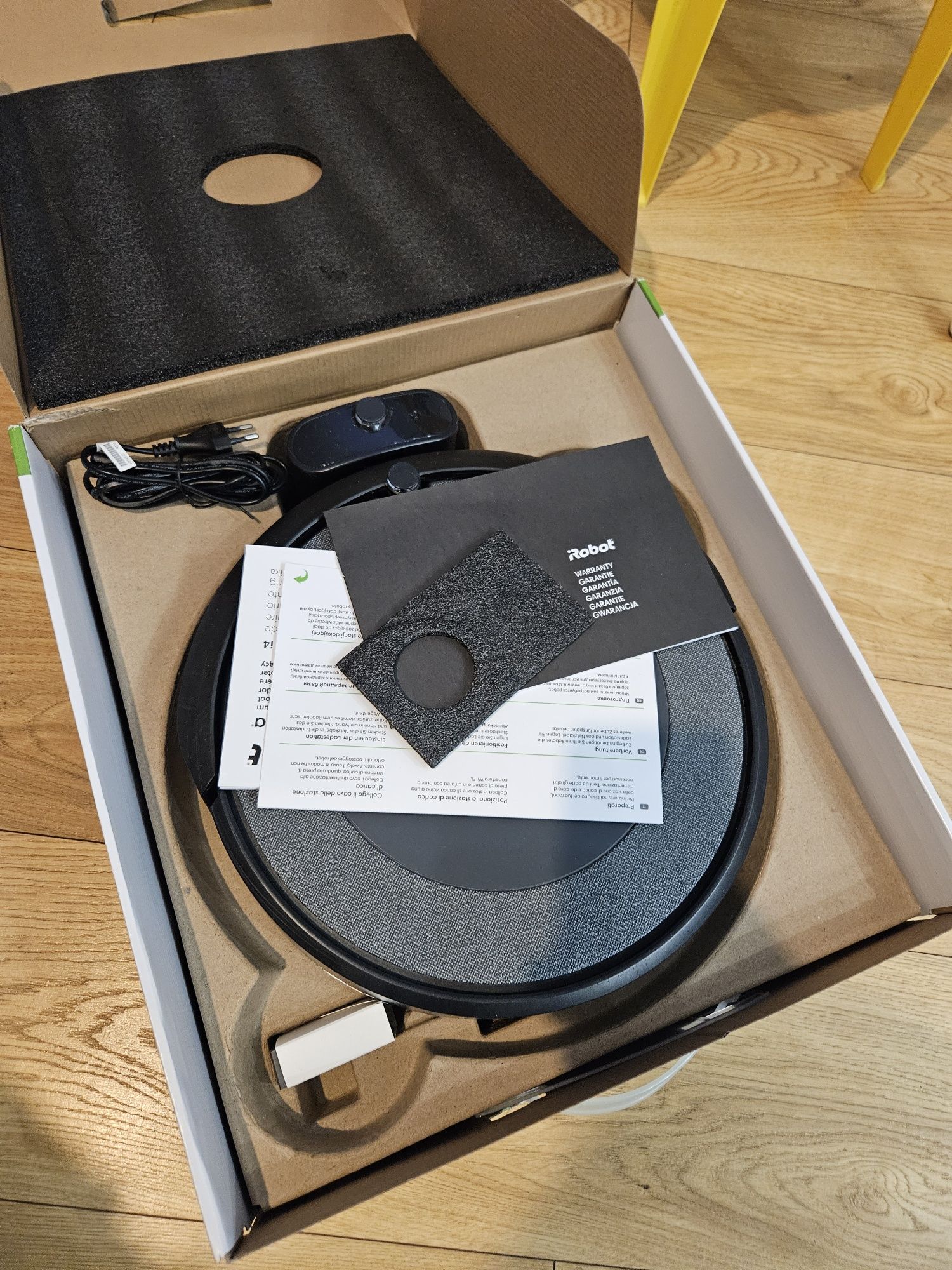 Robot odkurzający Roomba i3