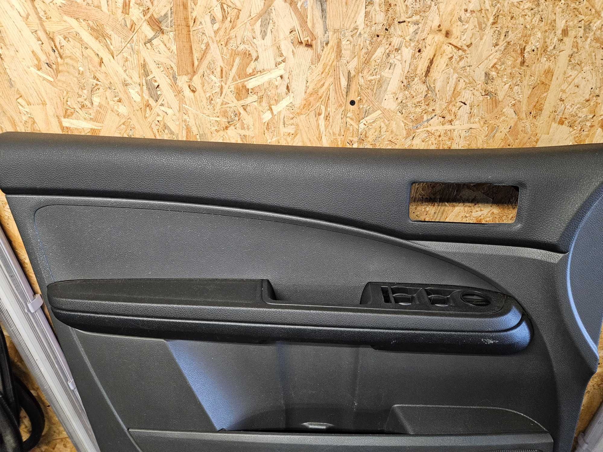Boczki Drzwi C-MAX I Rolety Komplet