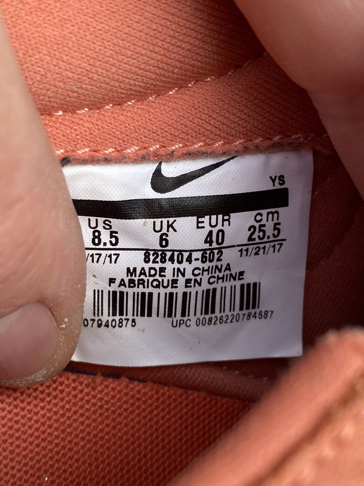 Оригінал кросівки Nike Internationalist Premium 828404-602 40р 25,5см