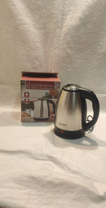 Електрочайник wiren 2L новий