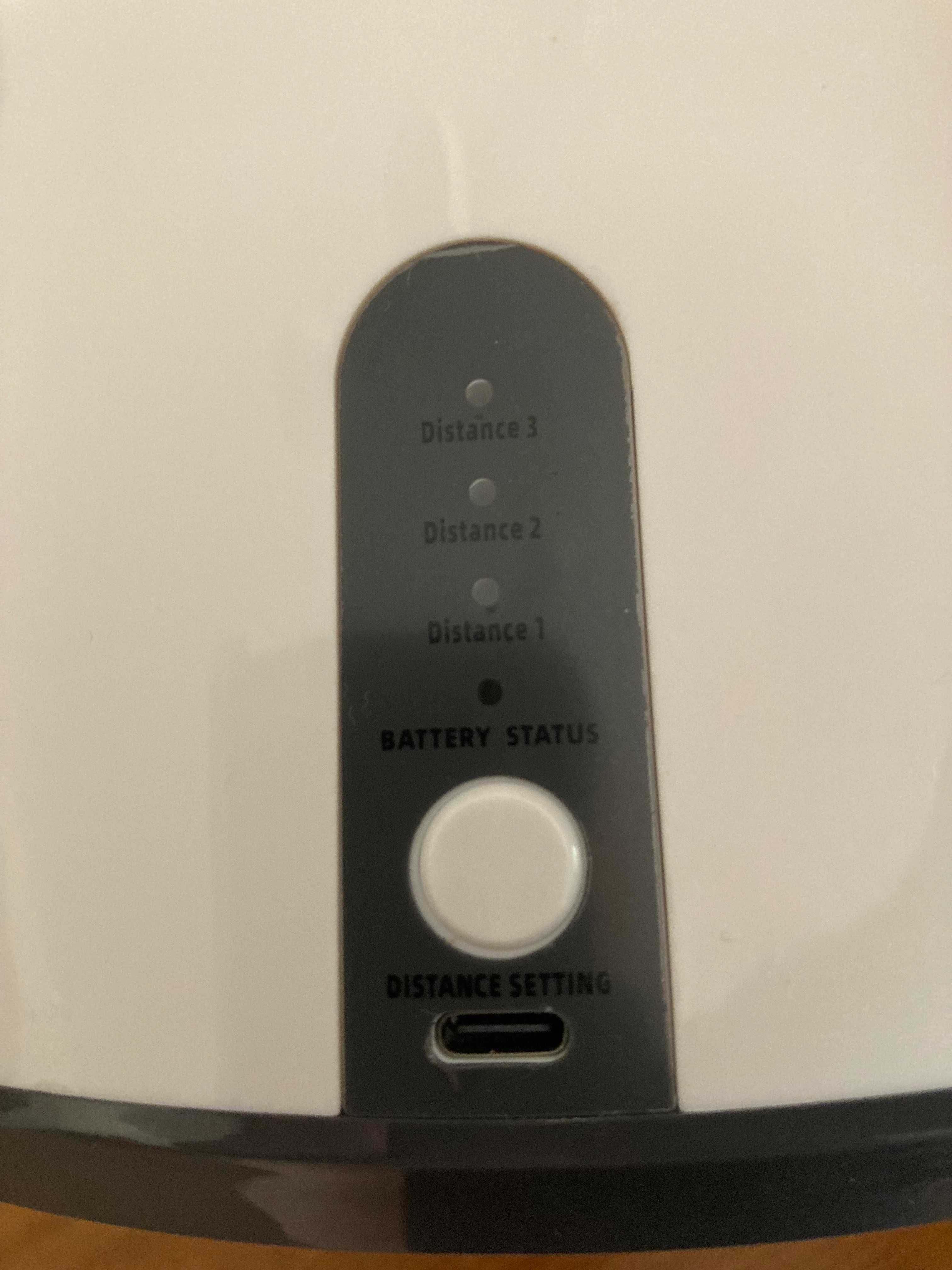 Lancador de bolas automatico para caes