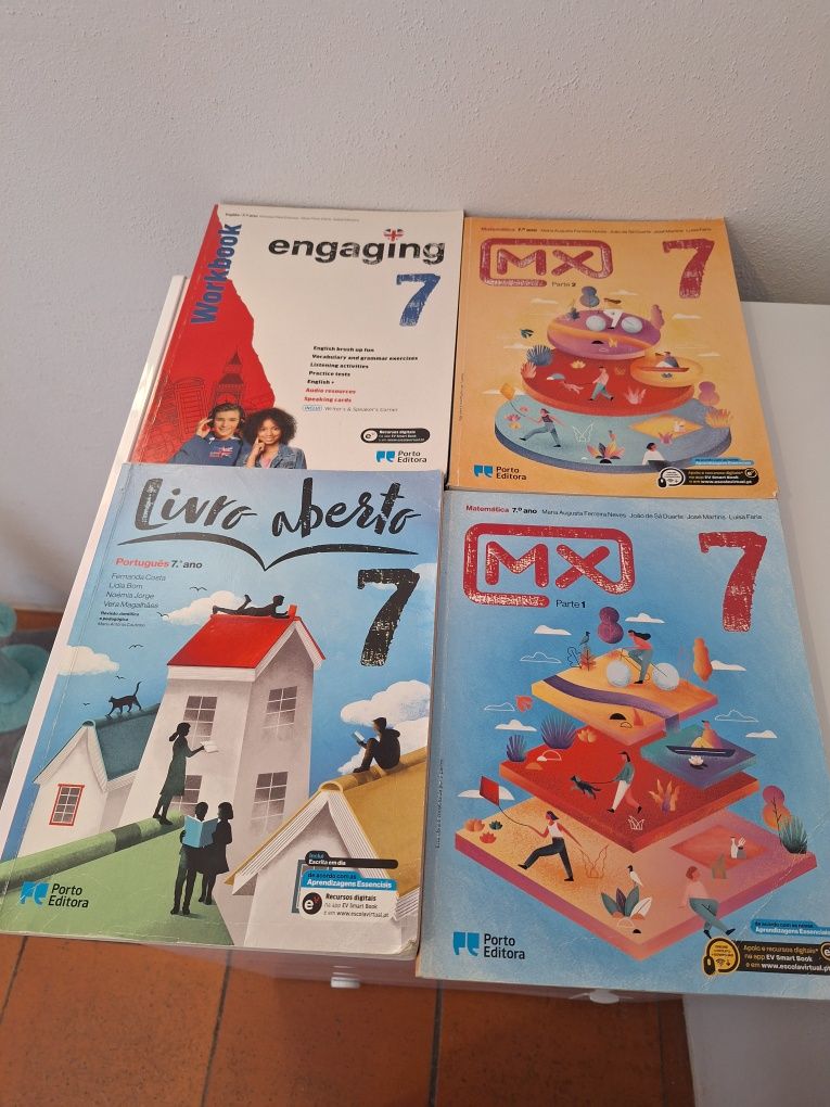 Livros escolares