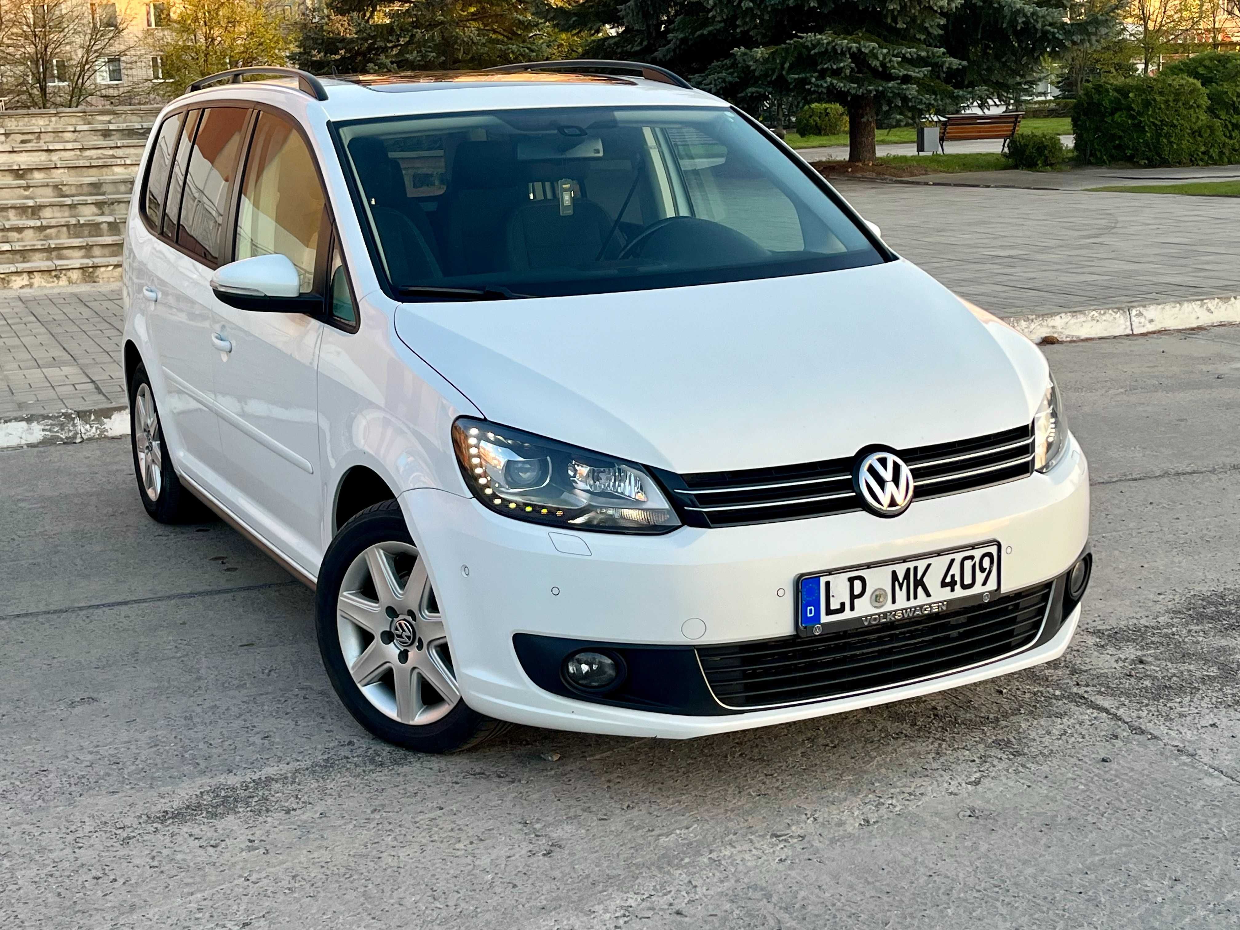 Volkswagen Touran 2015