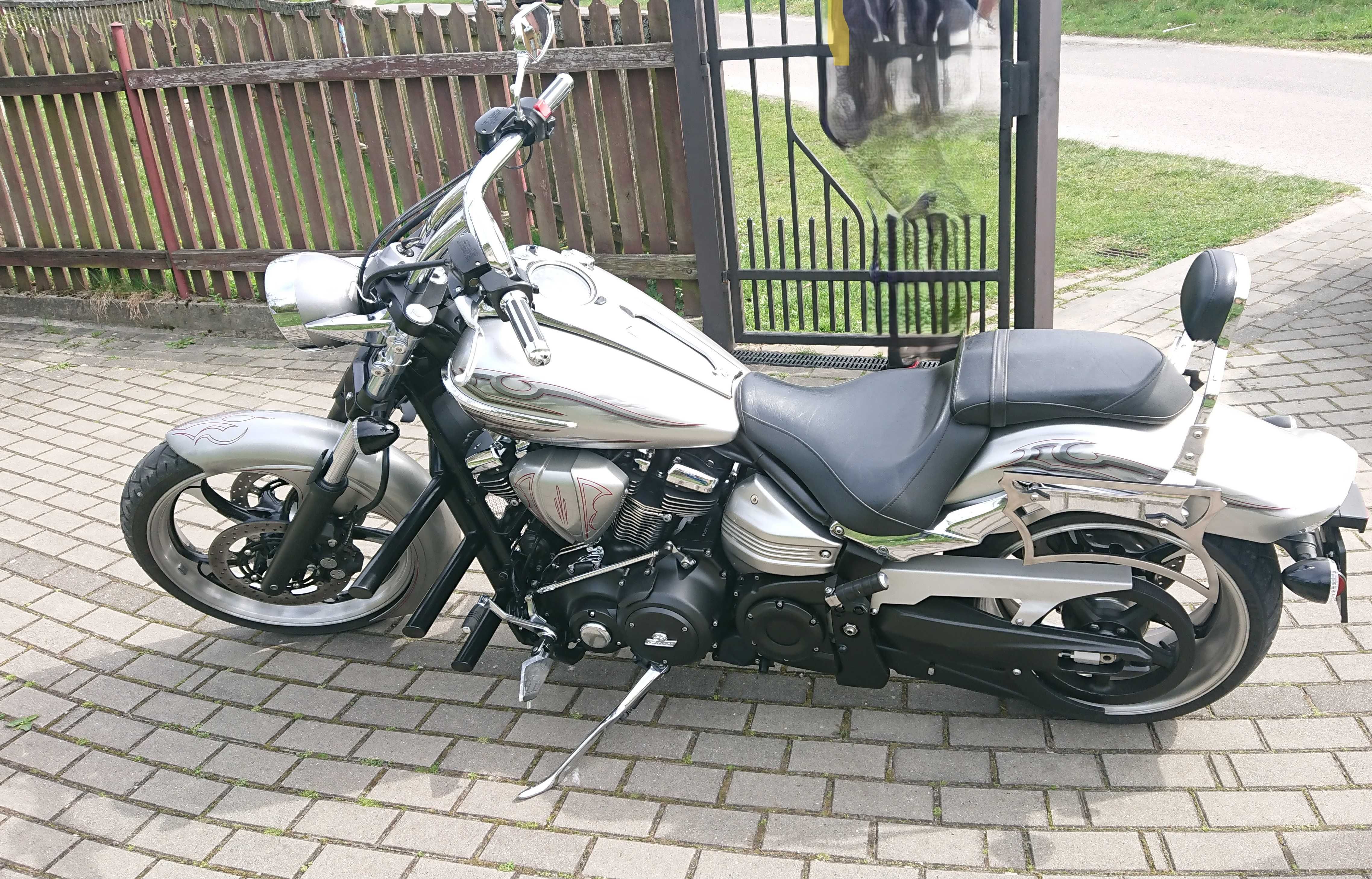 Gmole,Yamaha 1900 Raider.Akumulator motocyklowy.
