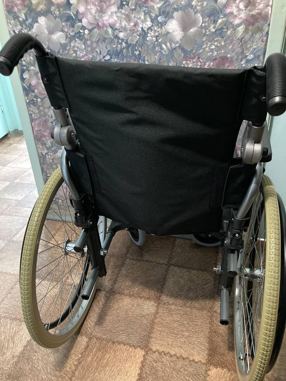 Инвалидная коляска Breezy 300p