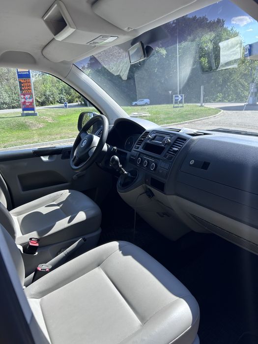 Продаю авто Volkswagen Caravelle 2011 року.
