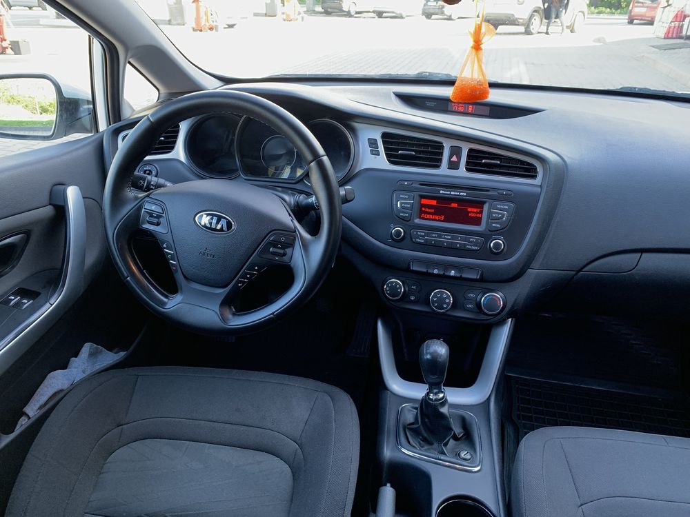 Kia Ceed 2013 року