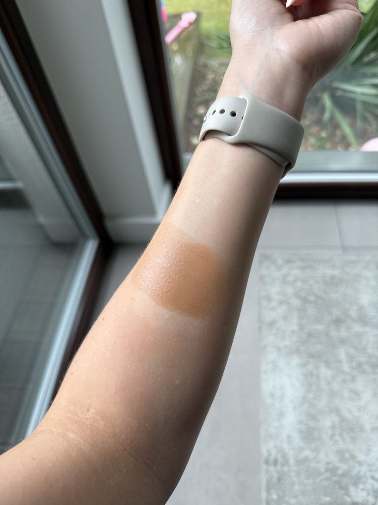 Podkład Estee Lauder Futurist Hydra Rescue