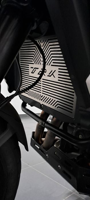 Excelente moto ,TRK 502x como nova.