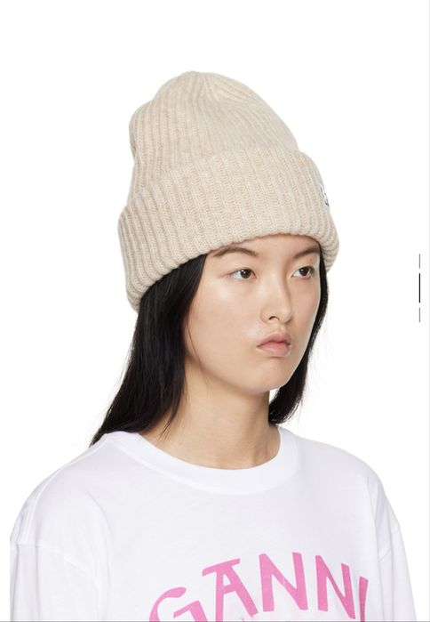 Новая шерстяная шапка Ganni