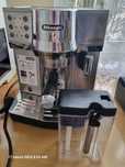 Ekspres do kawy Delonghi kolbowy