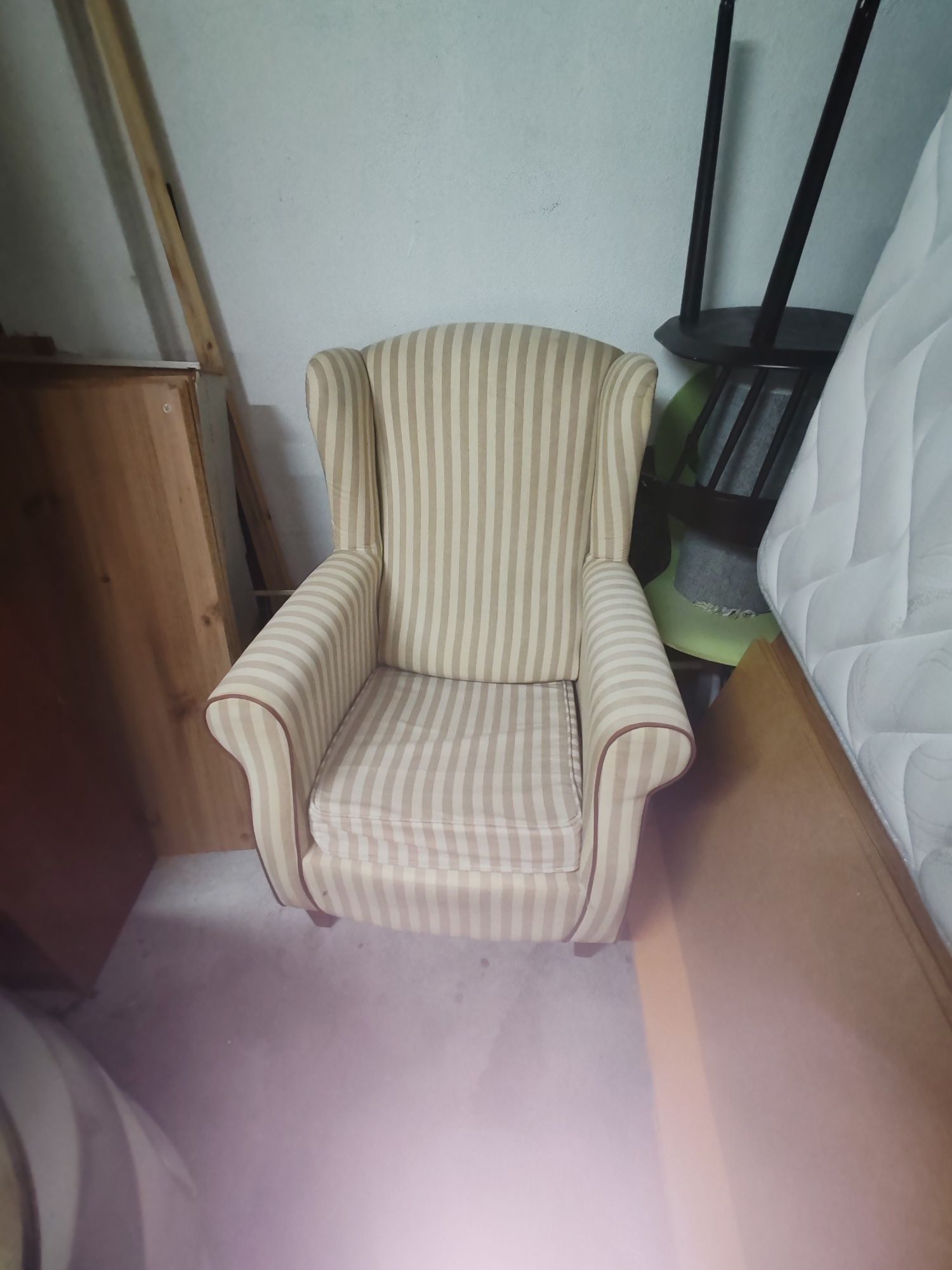 Poltrona, maple de um lugar