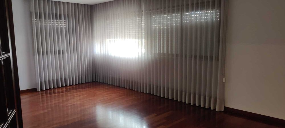 Aluga-se T1 espaçoso Abelheira Viana do Castelo