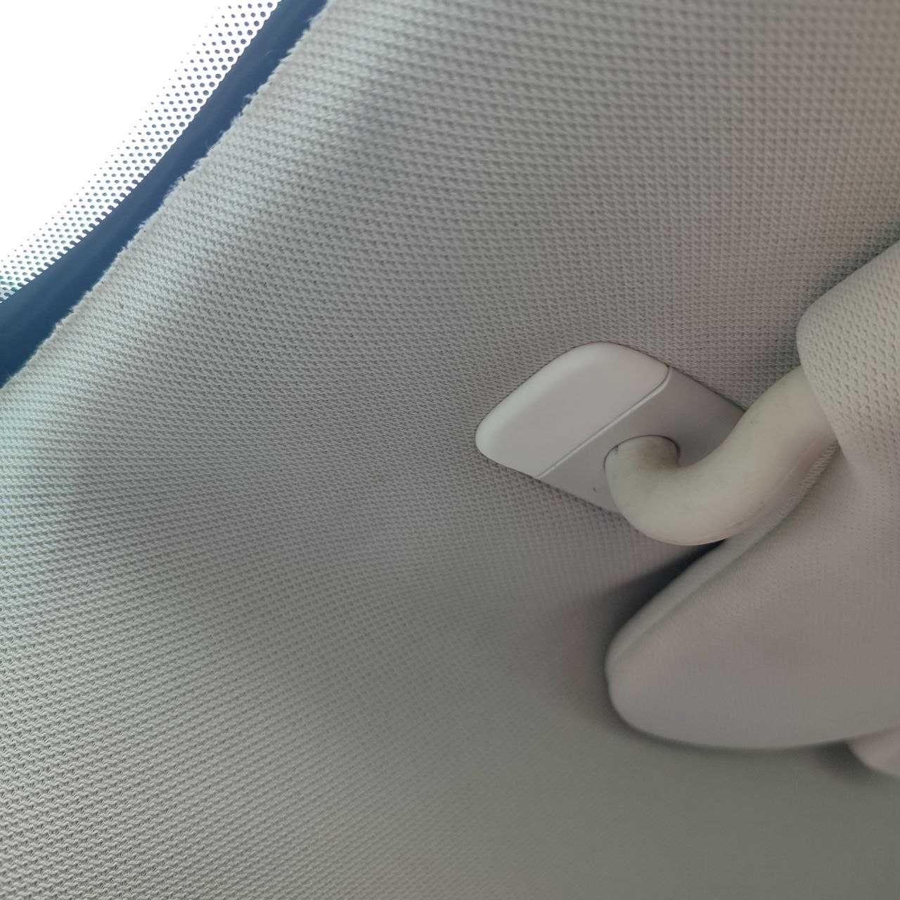Заглушка фіксатора козирка Ford Mondeo Mk5, Fusion, Edge (5303748)