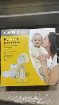 Механічний молоковідсмоктувач Medela Harmony Essentials Pack
