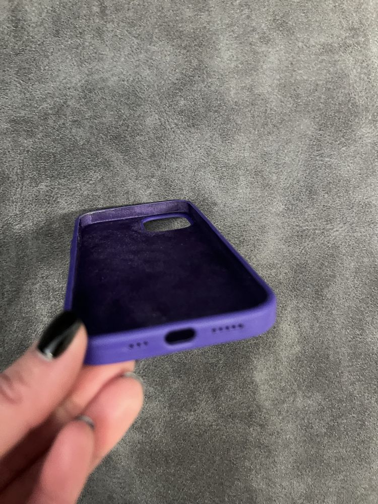 Чехол на 13 Iphone
