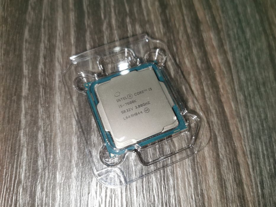 Процесор Intel Core i5-7600K 3.80GHz/6MB/8GT/s (SR32V) s1151, tray