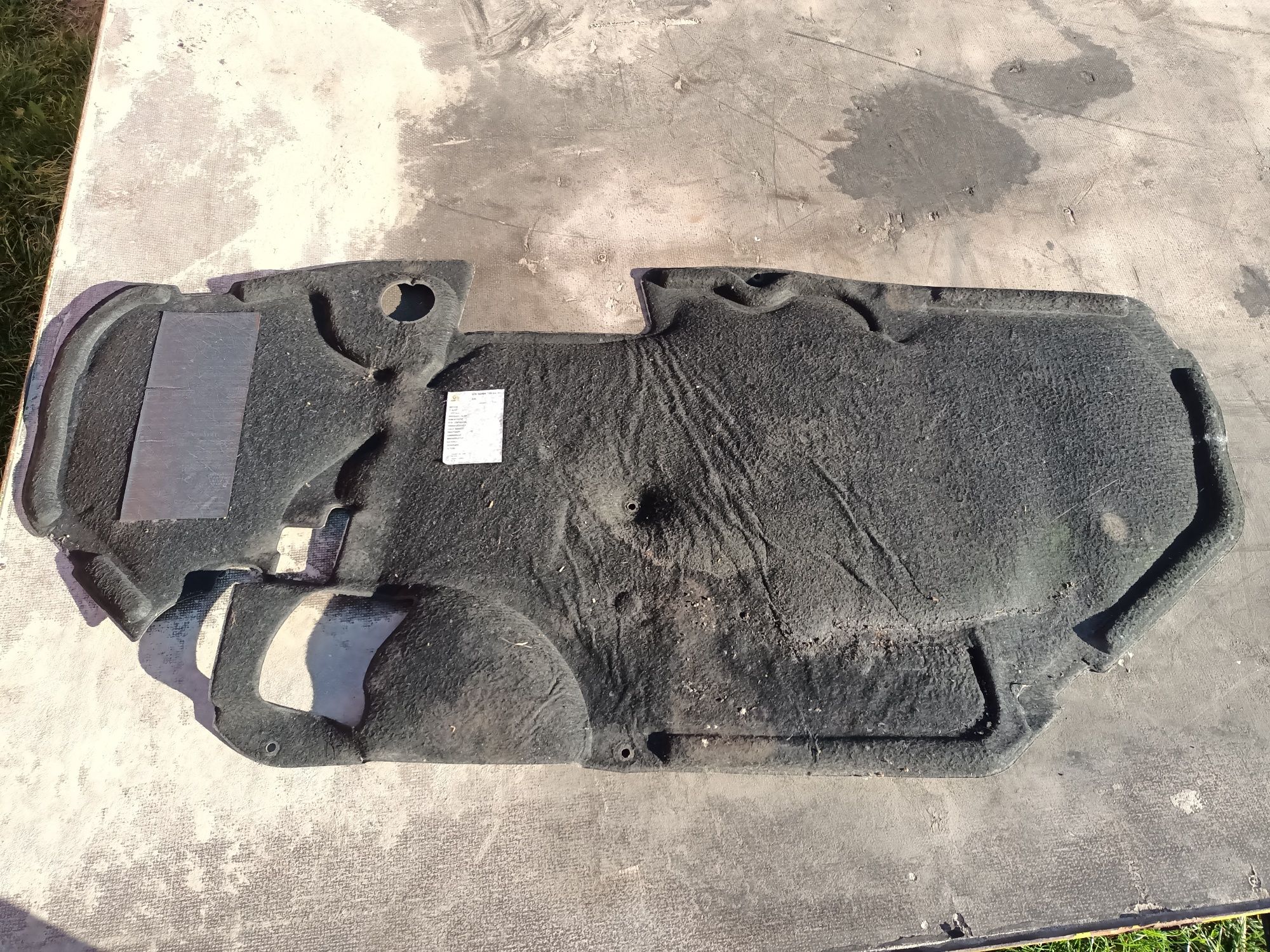 Wyciszenie maski Renault Kangoo 1 wygłuszenie