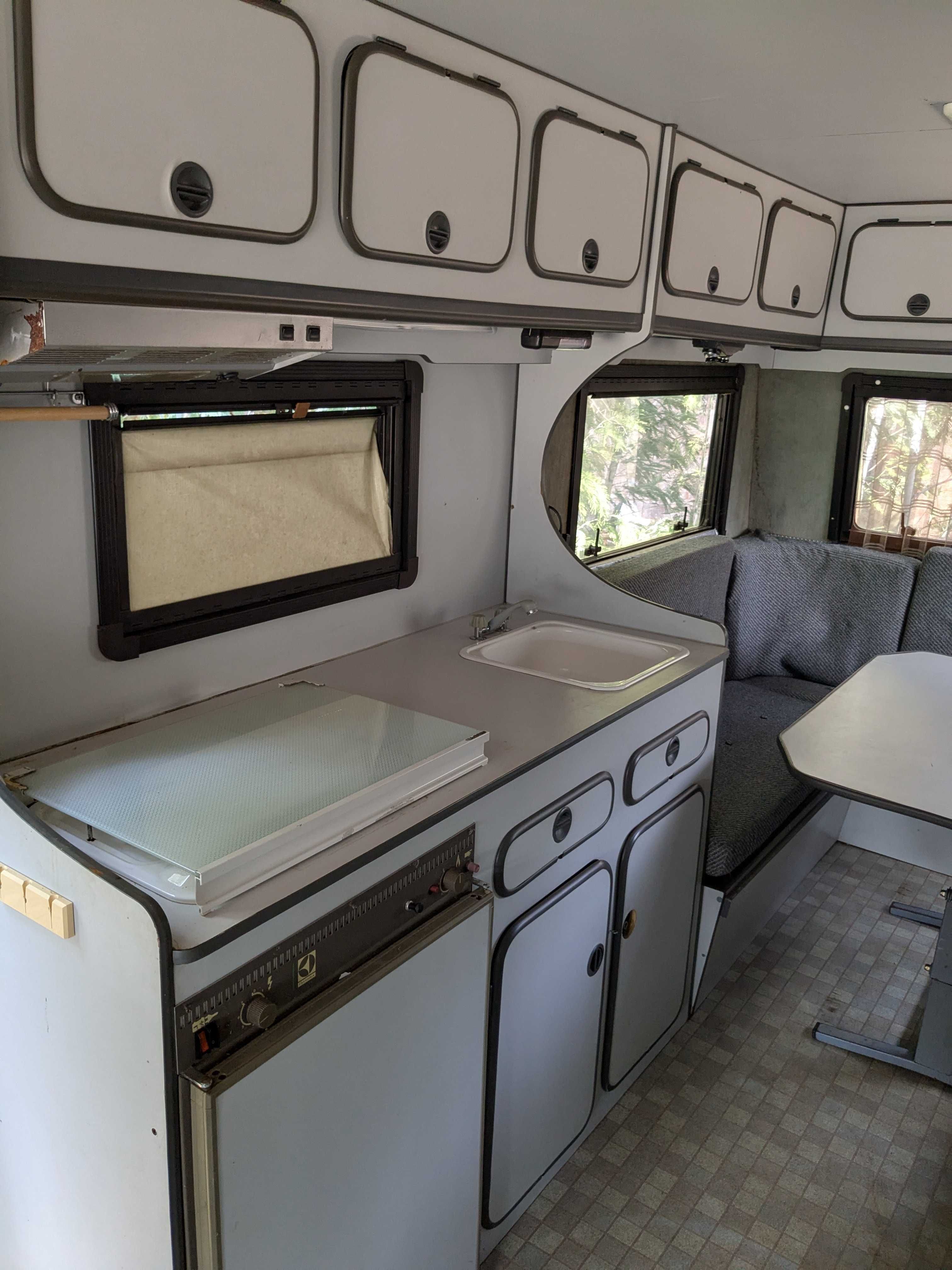Campervan Fiat Ducato from 1987 for renovation or repair