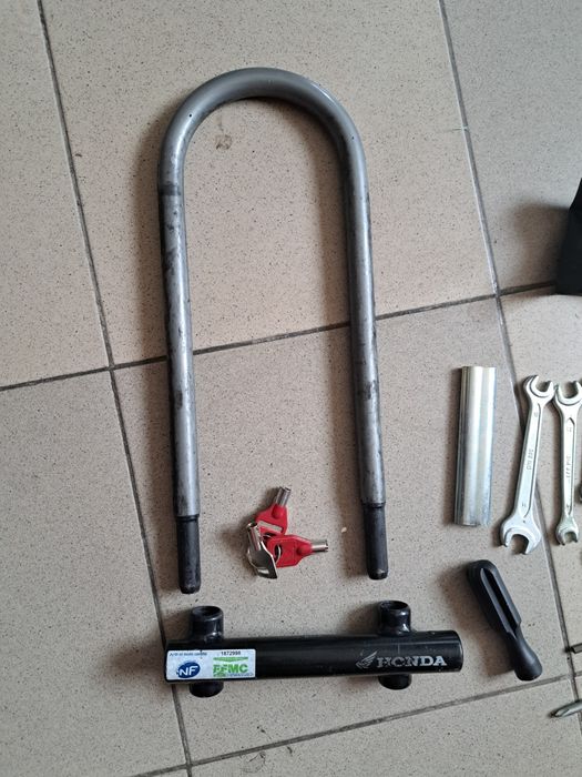 U lock zabezpieczenie Honda , Varadero