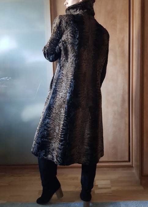 Długie, naturalne, eleganckie futro - karakuły