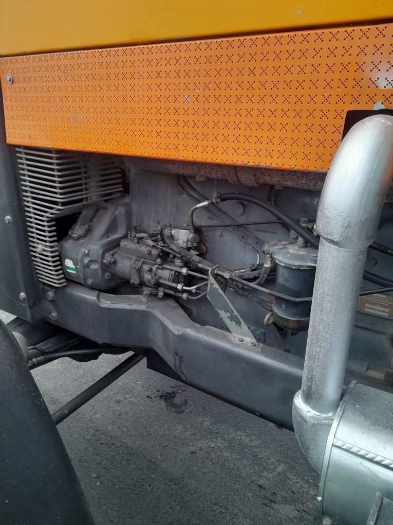 Ciągnik rolniczy Renault 110.54