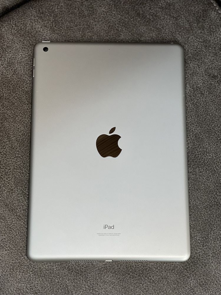 Планшет Apple iPad 9-Gen 2021 10.2’ 64GB Silver Айпад/Neverlock