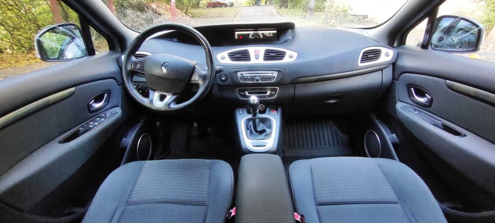 Renault Grand Scenic 1.5 дизель |2009| | Без ДТП