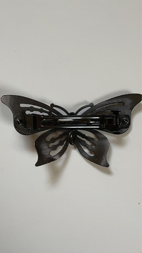 Broszka motyl metalowa