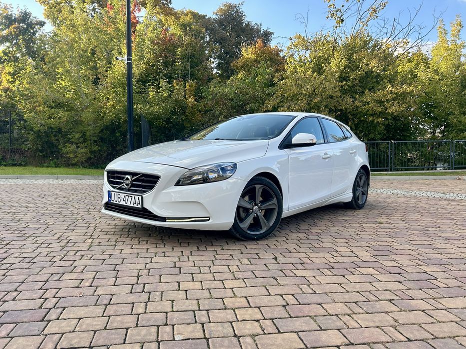 Volvo v40 2013r / nowy rozrząd i sprzęgło / zadbane /