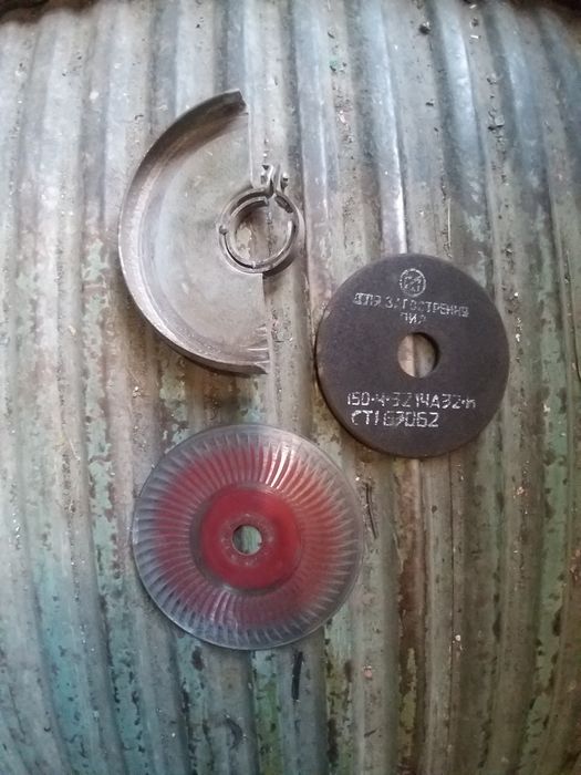 Держаки до лопат рубанок ключі сокира захист кожух