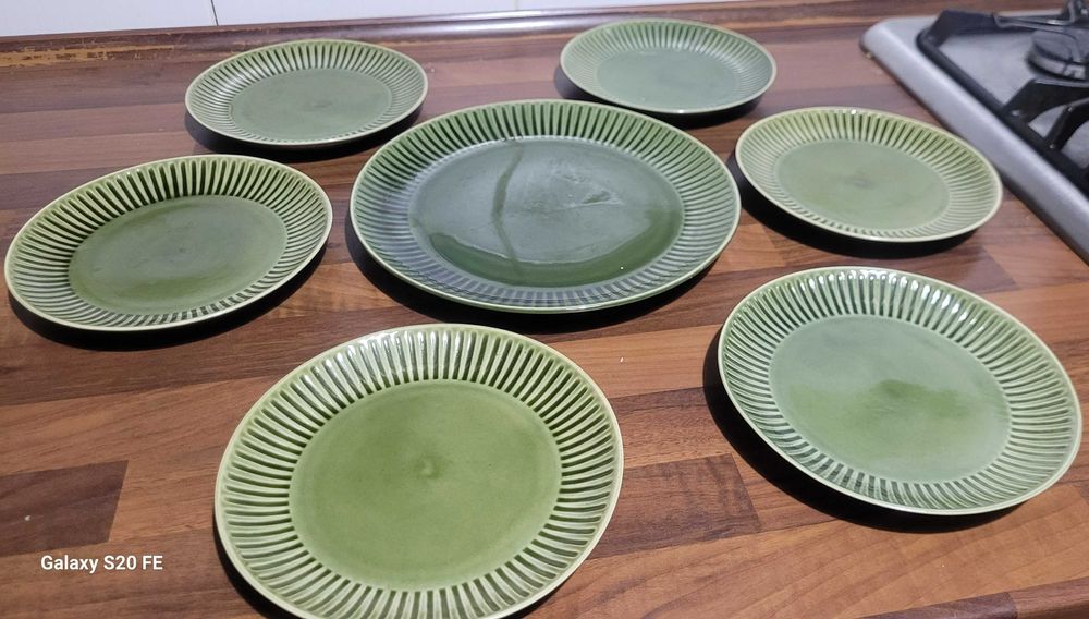 Porcelit Pruszków Emka zielona . talerz duży+ 6 deserowych