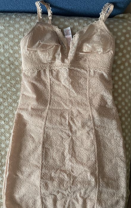 Intimissimi retro shaping ,формуюча фігуру комбінація