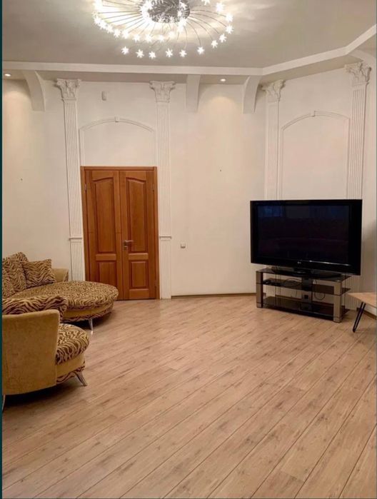 Оренда 4х-кімнатної квартири