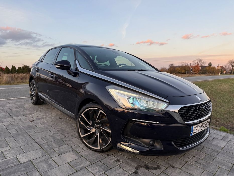 Citroën DS5 Citroen DS5 2.0d Hybrid4 Navi Niski PRZEBIEG FullLed skóra 4x4 stanBDB