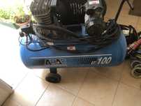 Vendo compressor de ar 100L