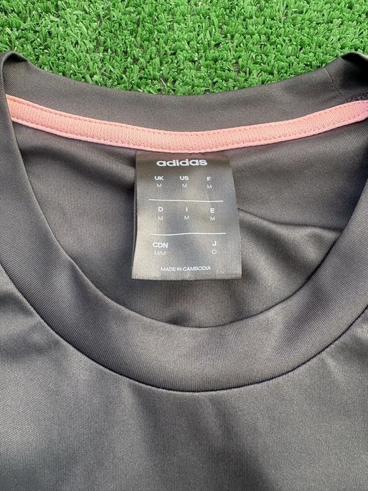 T-Shirt Adidas M